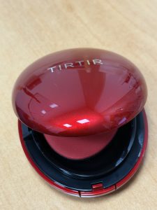 Tirtir Mask Fit Red Cushion puder u spužvici – 24N Latte, 18 g photo review